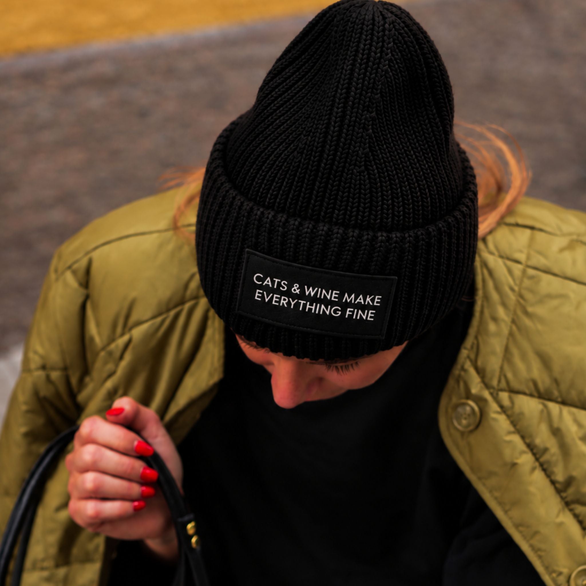 Lã Preta gorro - Cats & Wine Make Everything Fine 
