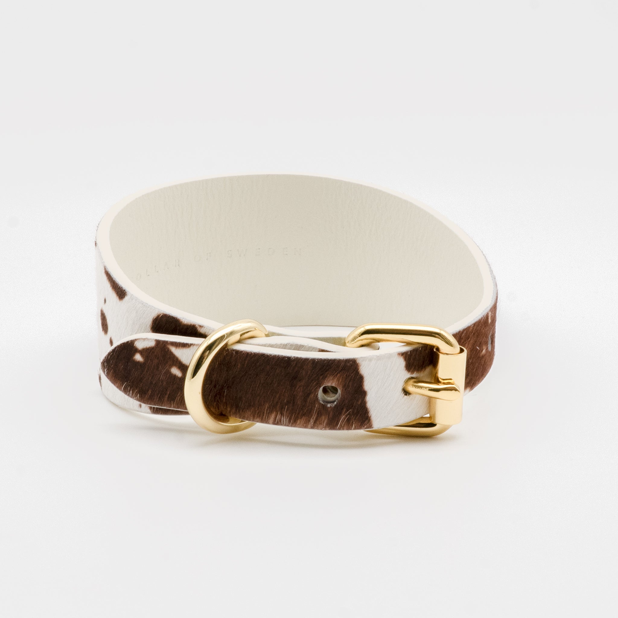 cow-dog-collar-medium-wide-buckle.jpg